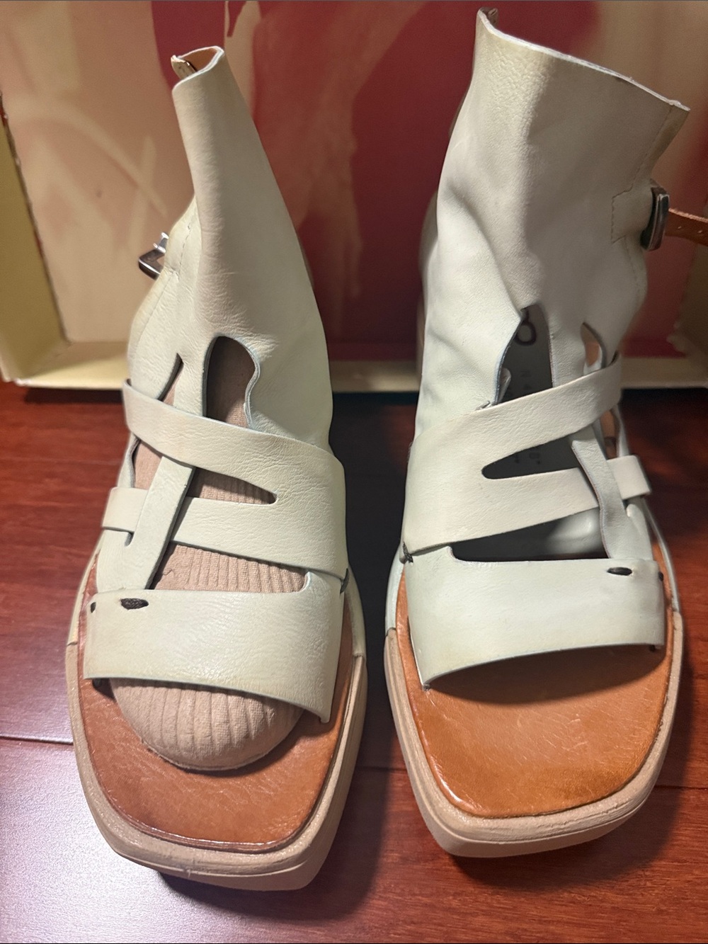 A.S.98 Women's Cream Leather Cutout Mules